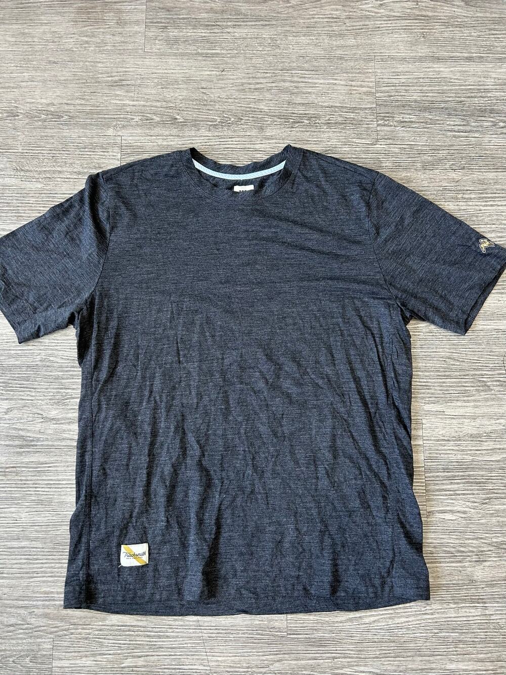 Tracksmith Mens XL Harrier Merino Wool Running Shirt Charcoal Gray Short Sleeve